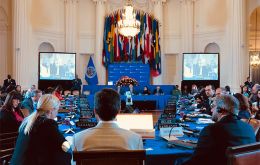 El territorio brit&aacute;nico de ultramar, situado en el Atl&aacute;ntico Sur, es reclamado por Argentina, que lo ocup&oacute; durante diez semanas en 1982 antes de ser desalojada por una fuerza naval brit&aacute;nica
