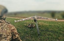 Entre las medidas, Belo&uacute;sov mencion&oacute; la creaci&oacute;n de grupos m&oacute;viles de defensa antia&eacute;rea equipados con drones interceptores del tipo FPV (siglas en ingl&eacute;s de vista en primera persona)