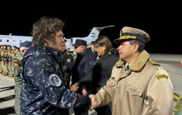 En el escrito, Marino sostuvo que el art&iacute;culo 75, inciso 28 de la Constituci&oacute;n reserva de modo exclusivo al Congreso la facultad de permitir la entrada de tropas extranjeras