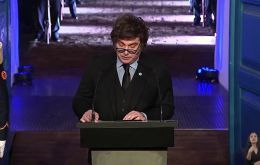 Milei repas&oacute; lo que consider&oacute; los logros de su gesti&oacute;n y pidi&oacute; a los gobernadores presentes renovar los votos y ratificar el Pacto de Mayo