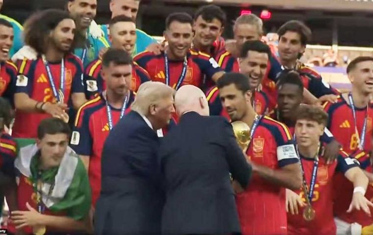 El episodio se enmarca en la estrecha relaci&oacute;n entre Trump e Infantino, que ha atravesado buena parte del torneo