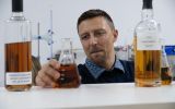 El Isla Marambio pas&oacute; tres a&ntilde;os en el hielo en una base cient&iacute;fica argentina y es uno de ocho single malts que ahora se analizan para entender c&oacute;mo los climas extremos moldean el whisky
