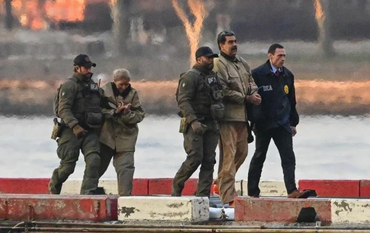 Maduro, de 63 a&ntilde;os, est&aacute; acusado de conspiraci&oacute;n para cometer narcoterrorismo, importaci&oacute;n de coca&iacute;na y posesi&oacute;n de ametralladoras y artefactos destructivos
