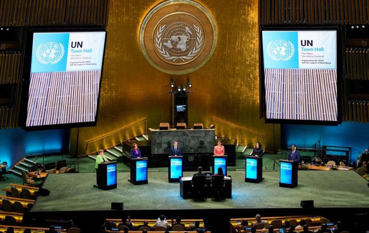 El eje com&uacute;n de las intervenciones fue la necesidad de restaurar la credibilidad de un organismo con dificultades financieras y escasa presencia en la negociaci&oacute;n de los grandes conflictos