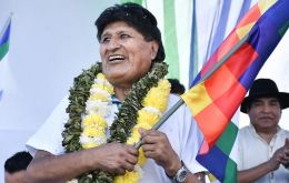 Morales rechazó las acusaciones y las calificó de persecución política y de maniobra para desviar la atención de la crisis económica