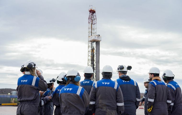 El proyecto busca convertir el gas de la formaci&oacute;n Vaca Muerta, en la provincia de Neuqu&eacute;n, en exportaciones de gas natural licuado