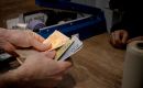 The report, which combines bank and non-bank financing, counts 20.4 million people holding some form of credit, of whom 5.3 million &mdash; 26.1% &mdash; were more than 90 days behind on payments