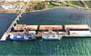 La estructura portuaria actual de las Falklands, FIPASS, que ha cumplido su vida &uacute;til con m&aacute;s de cuatro d&eacute;cadas expuestas al viento y salitre