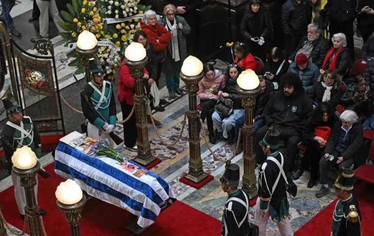 El velatorio reuni&oacute; a dirigentes de distinto signo pol&iacute;tico