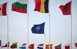 Un memorando interno del Pent&aacute;gono filtrado en abril ya planteaba emplear una eventual revisi&oacute;n de la postura sobre el archipi&eacute;lago como instrumento de presi&oacute;n diplom&aacute;tica sobre aliados de la OTAN