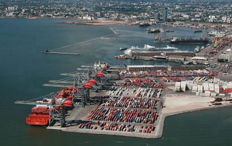 Puerto de Montevideo