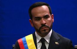 Ustedes saben que yo promet&iacute; no salir de Colombia y lo voy a hacer, dijo el mandatario en un video difundido el viernes