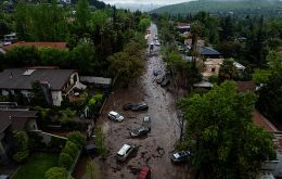 Las Condes mayor Catalina San Martín put the number of homes with some damage at around 2,000, 55 of them with serious habitability problems