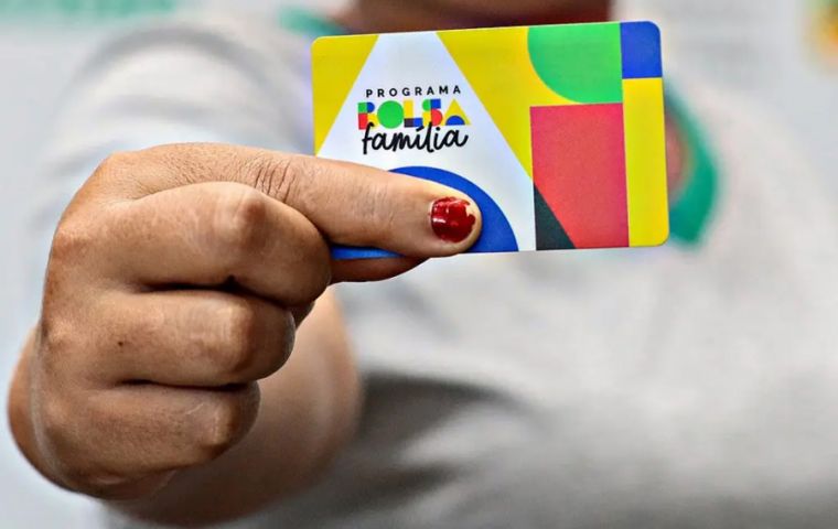Las partidas m&aacute;s importantes son el aumento de Bolsa Fam&iacute;lia y los subsidios para que taxistas, conductores de aplicaciones, camioneros y transportistas renueven sus veh&iacute;culos