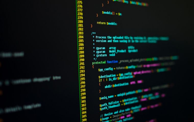 Los fallos, identificados como CVE-2026-109618 y CVE-2026-109619, tienen una puntuaci&oacute;n de gravedad de 9,2 sobre 10 y afectan a todas las instalaciones de PHP que atienden peticiones web