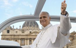 Seg&uacute;n el parte m&eacute;dico difundido el viernes por el Vaticano, una radiograf&iacute;a de t&oacute;rax de control &ldquo;confirm&oacute; su &oacute;ptima recuperaci&oacute;n postoperatoria&rdquo;