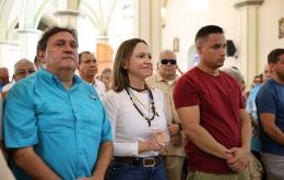 Machado regresa a un pa&iacute;s transformado desde la salida de Nicol&aacute;s Maduro del poder tras la operaci&oacute;n militar estadounidense de enero