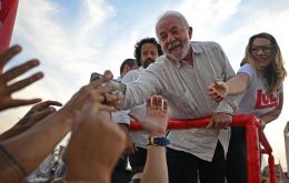 Lula es el primer candidato que gana la presidencia tras haber quedado segundo en la primera vuelta desde que Brasil volvi&oacute; a elegir a su presidente por voto directo