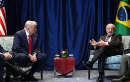 &ldquo;Acaban de aplicar en Brasil el manual de Biden. Bolsonaro llevaba una gran ventaja en la primera vuelta. Pero los comunistas no sueltan el poder una vez que lo consiguen&rdquo;, dijo Trump