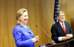 Hillary Clinton y Celso Amorim durante la conferencia de prensa