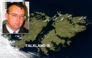  John Barton, Director de Pesca de las Falklands 