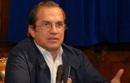 Patiño pidió disculpas por su declaración que Uruguay apoyaría la presidencia de Kirchner