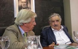 El recambio del equipo económico quedó en manos de Astori, confirmó Mujica  