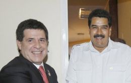 El presidente Cartes recibiría la secretaría de manos de Maduro  