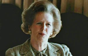 Según documentos desclasificados por Dublín, Londres amenazó con cancelar una visita de Thatcher a Irlanda 