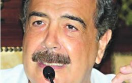 Jaime Nebot, opositor de Correa va por su tercer mandato en Guayaquil 