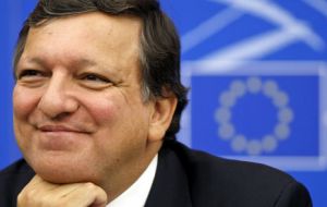 Barroso, quien concluye su mandato este año quiere un broche de oro para sus años al frente de la CE