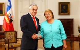 El 11 de marzo Piñera entregará la banda presidencial a Michelle Bachelet 