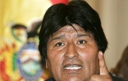 El presidente de Bolivia recordó que Unasur 'no acepta ningún golpe de estado”
