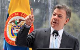 Santos las atribuyó 'a motivaciones políticas' pues el 25 de mayo hay elecciones presidenciales 