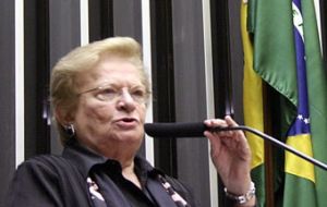 La legisladora Luiza Erundina exigió la derogación de la Ley de Amnistía de 1979 