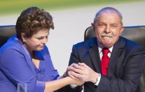 El ex presidente salió a desmentir rumores ante la caída de popularidad de la presidenta Rousseff