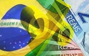 Según las proyecciones de Economía, Brasil este año crecería 2.5% y 3% en 2015; para los privados sería 1.65% y 2% 