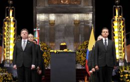 Los presidentes Santos y Peña Nieto en el Palacio de Bellas Artes de la Ciudad de México