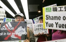  Más de 60.000 trabajadores se unieron espontáneamente a las protestas en la fábrica de Yue Yuen que trabaja para Nike y Adidas entre otros 