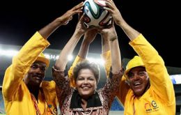 El decreto lo firmó Dilma pero persisten los temores por las obras inconclusas