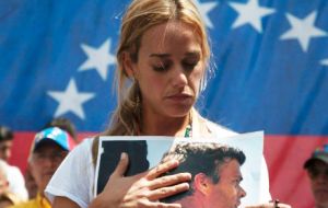 Lilian Tintori, esposa de Leopoldo López en prisión, inicia una gira por Estados Unidos en busca de apoyo  