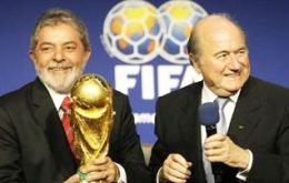El ex presidente dijo que en 2007 cuando se adjudicó la organización de la Copa se 'apoyó con entusiasmo'