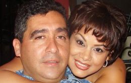 El ministro Rodríguez Torres y Zuleima Rosana Medina Rodríguez, una familia que no sabe del desabastecimiento 