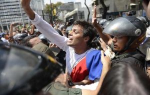 “Estamos esperando la audiencia (judicial) para ver si Leopoldo López sale en libertad o si abren un juicio“