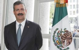 El director de Proméxico González encabeza una misión de 60 empresarios mexicanos a la isla