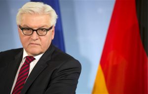 Frank-Walter Steinmeier: “es un horror que el NPD haya conseguido un representante para el Parlamento europeo por Alemania”