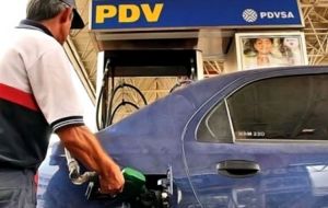 El Gobierno ha señalado que el subsidio estatal al precio del combustible supone un costo de 12.600 millones de dólares anuales.