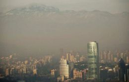Santiago y la periferia industrializada sufre de episodios graves de smog desde hace más de dos décadas 