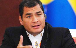 El presidente Correa dijo que puso el oro 'a trabajar' para el pueblo ecuatoriano