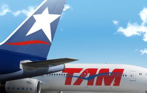 Latam, la fusión de Lan y Tam es la línea aérea más fuerte del continente y tiene subsidiarias en varios países  